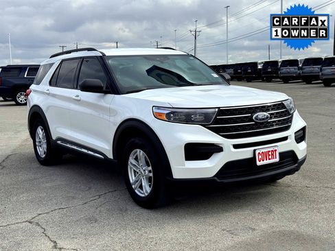 Used 2022 Ford Explorer XLT image 4