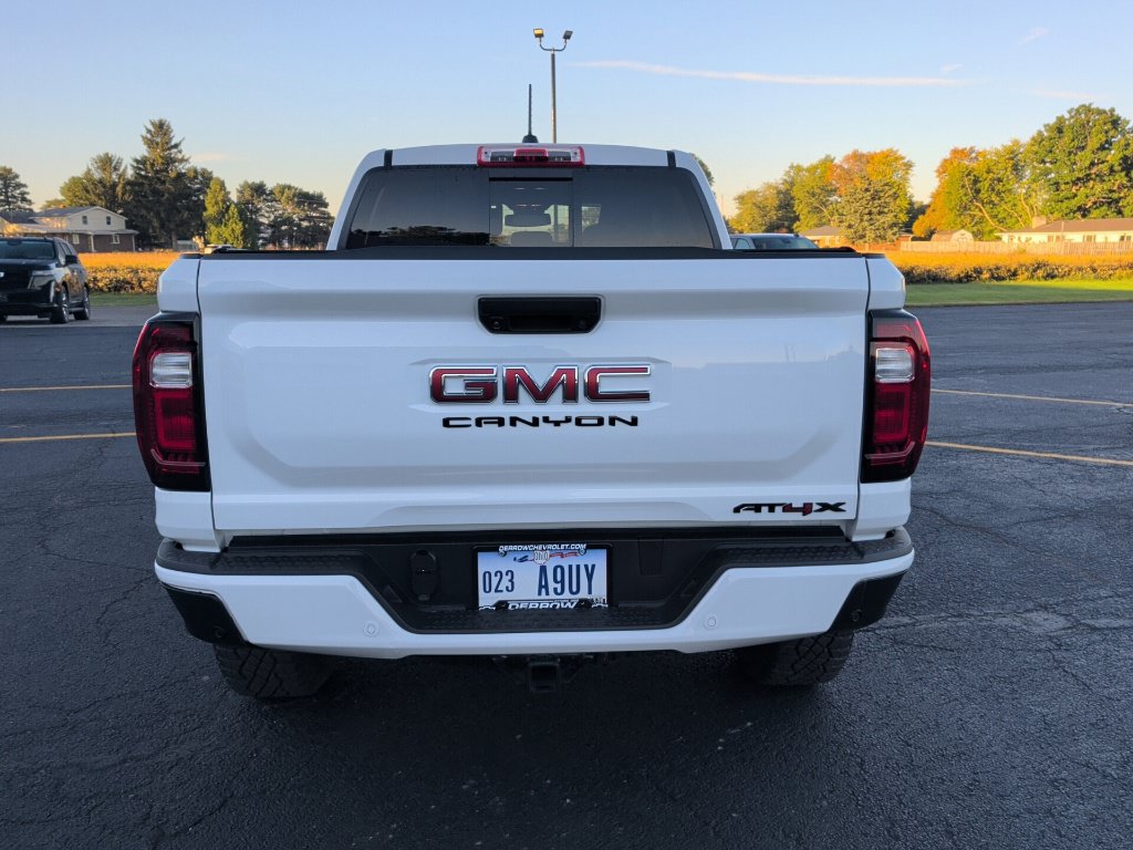 Used 2024 GMC Canyon AT4X AWD/4WD image 7