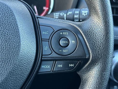 Used 2023 Toyota RAV4 XLE image 28