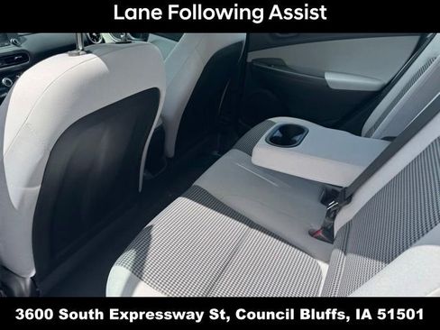 Used 2023 Hyundai Kona SE AWD/4WD image 12