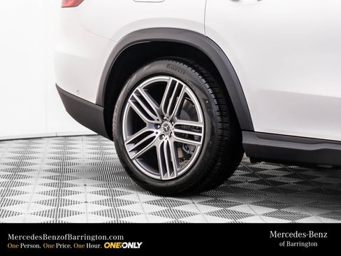 New 2026 Mercedes-Benz GLS 450 4MATIC image 40