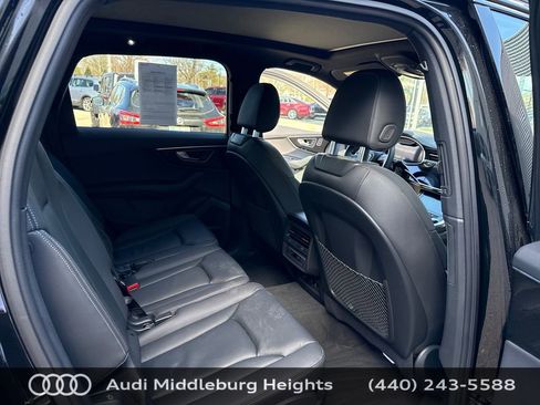 Used 2025 Audi Q7 2.0T Premium w/ Convenience Plus Package image 19