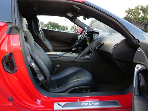 Used 2015 Chevrolet Corvette Stingray Coupe w/ 2LT Preferred Equipment Group image 23