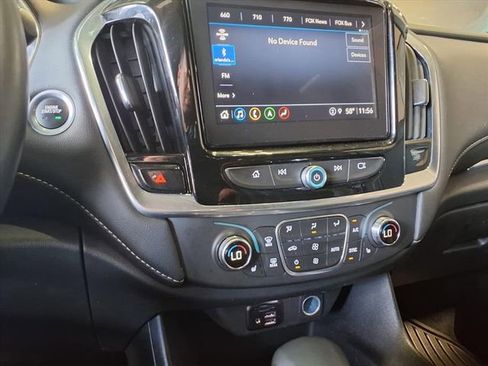 Used 2023 Chevrolet Traverse LT w/ LT Premium Package image 21