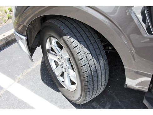 Used 2023 Ford F150 Lariat RWD image 33
