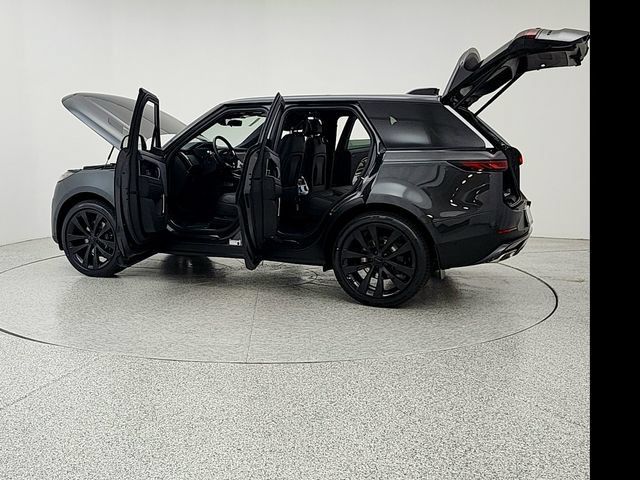 New 2026 Land Rover Range Rover Sport SE AWD/4WD image 12