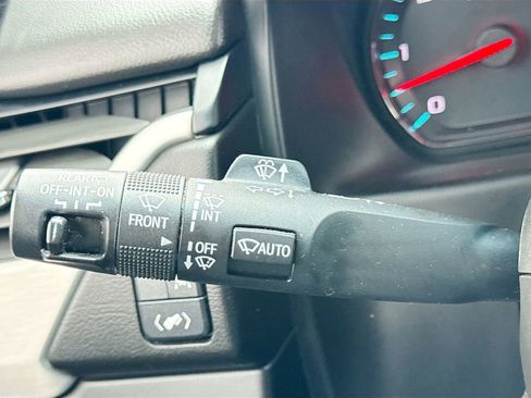 Used 2020 GMC Yukon XL SLT w/ Premium Edition image 14