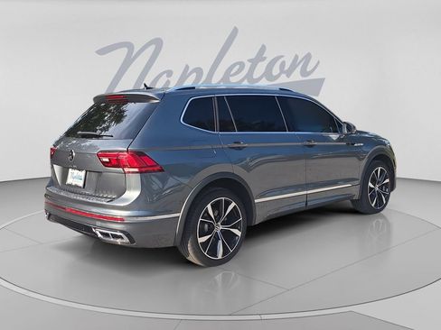 Used 2022 Volkswagen Tiguan SEL R-Line AWD/4WD image 8