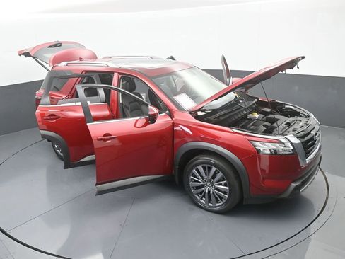 Used 2024 Nissan Pathfinder SL w/ SL Premium Package image 84