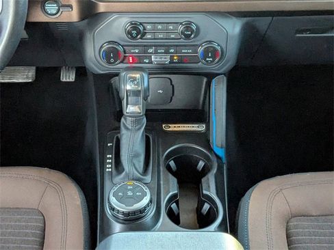 Used 2022 Ford Bronco Outer Banks image 21