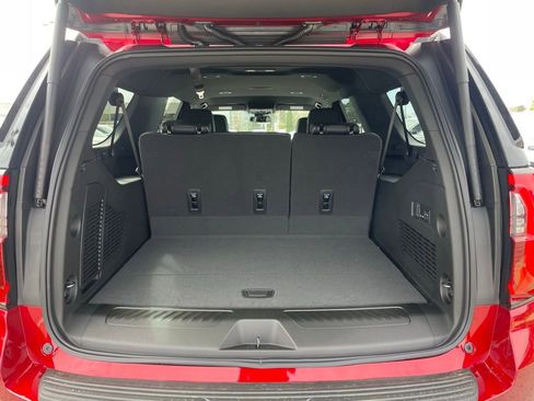 New 2026 GMC Yukon XL Elevation image 7