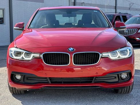 Used 2018 BMW 320i xDrive Sedan image 11
