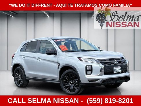 Used 2025 Mitsubishi Outlander Sport LE AWD/4WD image 1
