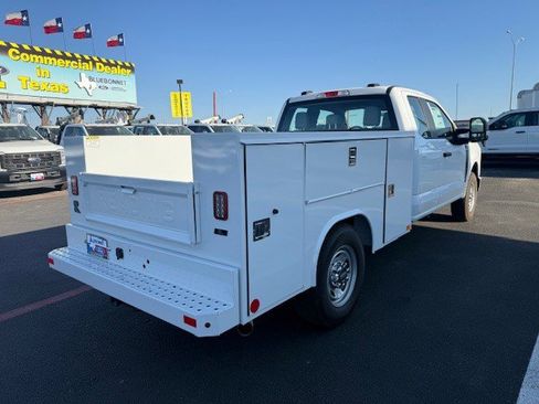 New 2025 Ford F250 XL w/ XL Chrome Package image 8