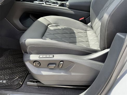 New 2026 Volkswagen Atlas SEL Premium R-Line image 13