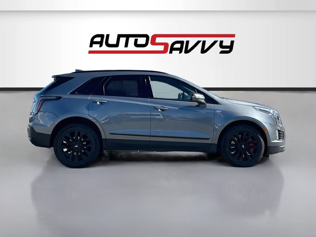 Used 2022 Cadillac XT5 Sportv w/ LPO, ONYX Package AWD/4WD image 8
