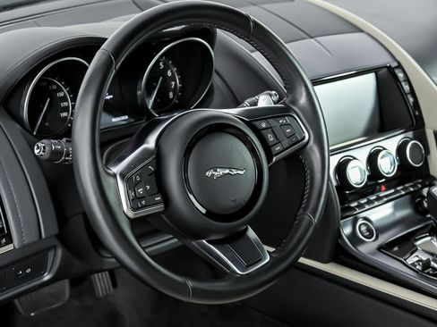 Used 2018 Jaguar F-TYPE R-Dynamic image 24