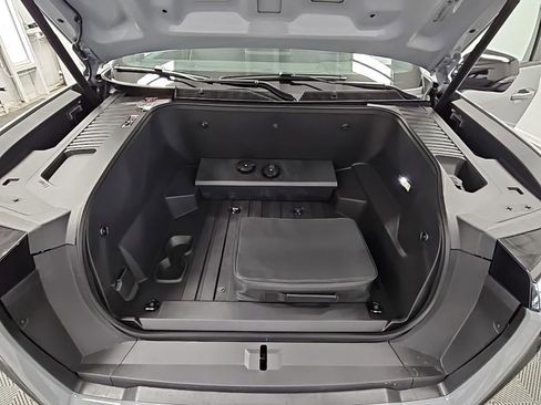 New 2026 GMC Sierra EV Elevation w/ Premium Package image 40