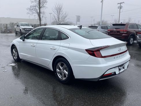 Used 2021 Hyundai Sonata SE w/ Preferred Accessory Package image 5