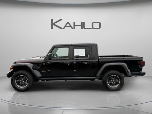Certified 2023 Jeep Gladiator Rubicon w/ Cold Weather Group image 2