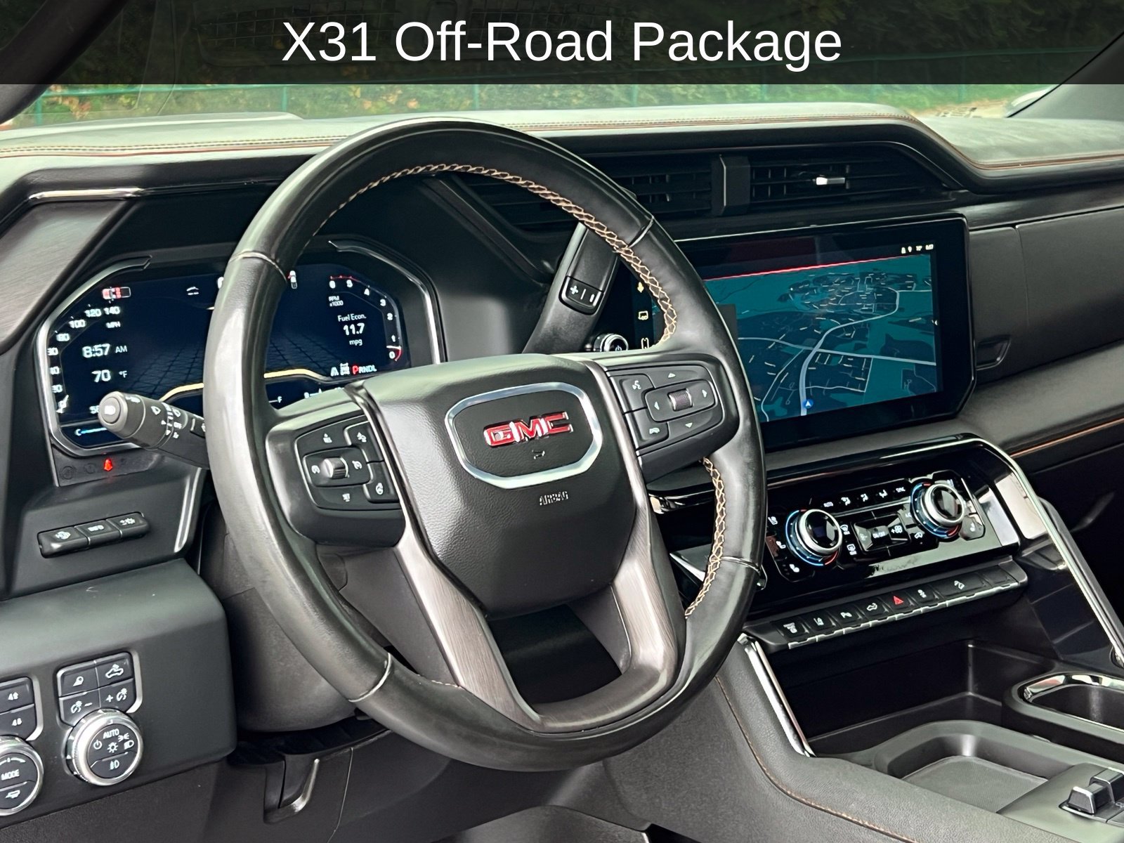 Used 2024 GMC Sierra 2500 AT4 w/ AT4 Premium Plus Package AWD/4WD image 7