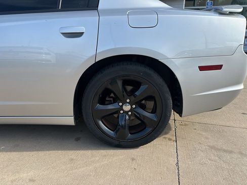 Used 2012 Dodge Charger SXT Plus RWD image 8