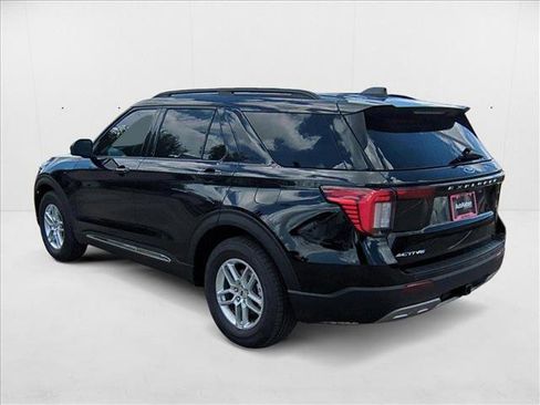 New 2025 Ford Explorer Active w/ Active Comfort Package image 8