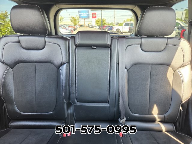 Used 2023 Jeep Grand Cherokee Altitude AWD/4WD image 11