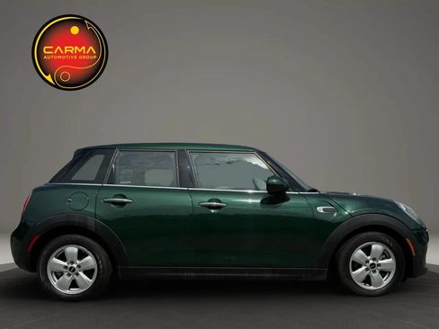 Used 2018 MINI Cooper 4-Door Hardtop FWD image 6