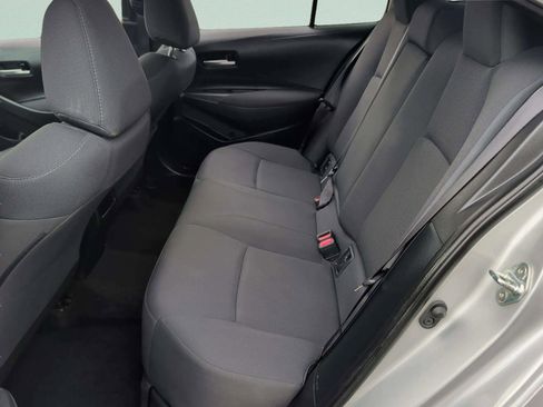Used 2021 Toyota Corolla LE FWD image 31