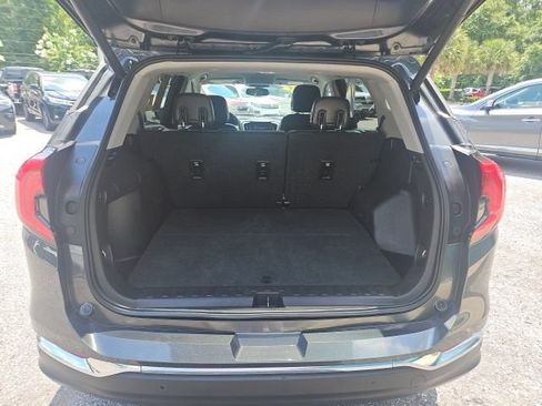 Used 2018 GMC Terrain SLT w/ Preferred Package FWD image 11