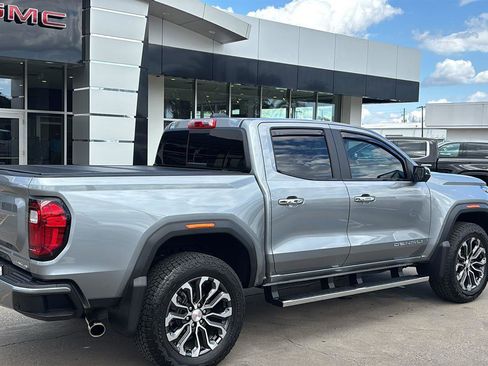 Certified 2025 GMC Canyon Denali image 8