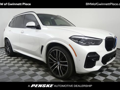 Certified 2022 BMW X5 sDrive40i w/ M Sport Package image 1