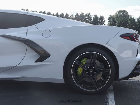 Used 2022 Chevrolet Corvette Stingray Coupe w/ 1LT image 5