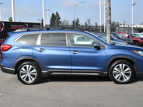 Used 2022 Subaru Ascent Touring image 9