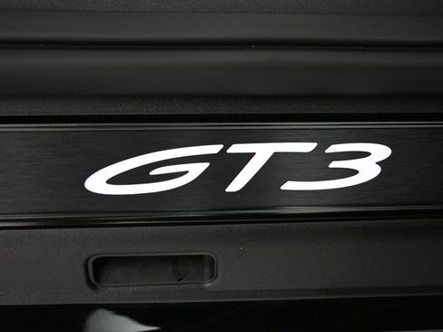 Used 2023 Porsche 911 GT3 image 27