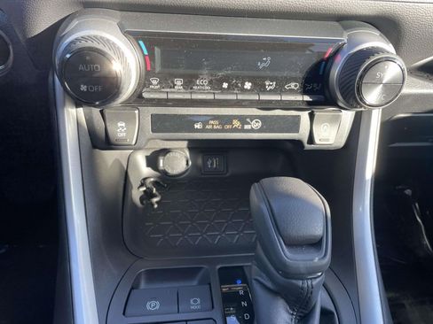 Used 2023 Toyota RAV4 XLE image 35