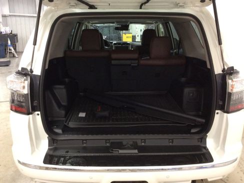 Used 2023 Toyota 4Runner Limited image 5