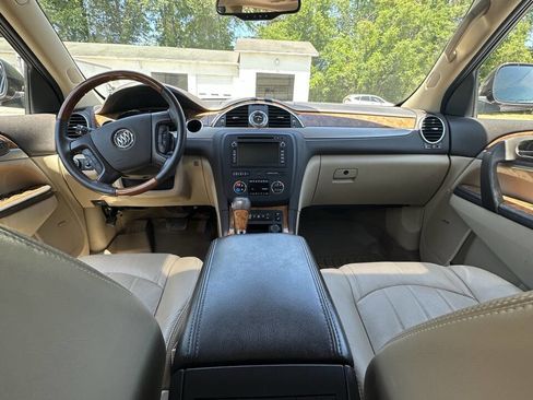 Used 2012 Buick Enclave Premium FWD image 12