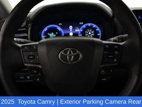 Used 2025 Toyota Camry XLE FWD image 12