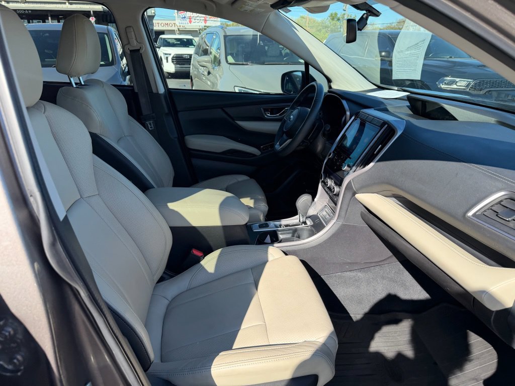 Used 2022 Subaru Ascent Limited w/ Technology Package AWD/4WD image 16