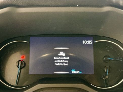 Used 2019 Toyota RAV4 Limited image 11