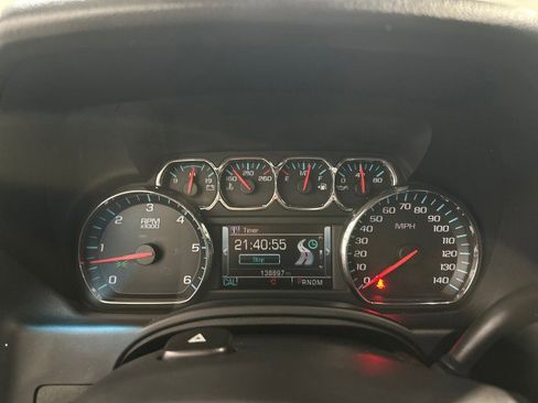 Used 2015 Chevrolet Suburban LT AWD/4WD image 56