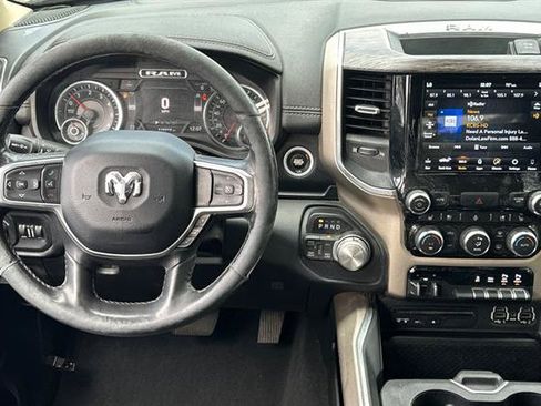 Used 2019 RAM 1500 Laramie AWD/4WD image 15