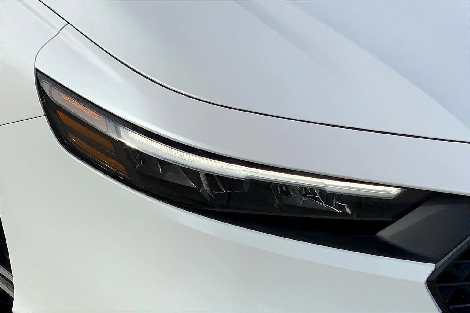 Certified 2025 Honda Accord Sport image 13