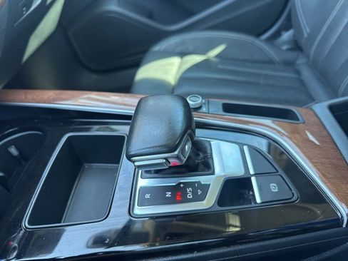 Used 2020 Audi A4 2.0T Premium w/ Convenience Package image 24