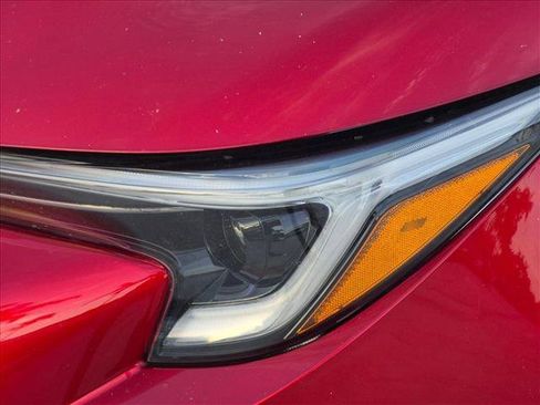 Used 2024 Toyota Corolla SE w/ SE Package FWD image 10
