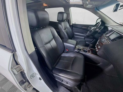 Used 2013 Nissan Pathfinder Platinum w/ Platinum Premium Pkg AWD/4WD image 30