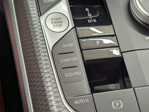 New 2026 BMW 330i Sedan w/ M Sport Package image 23