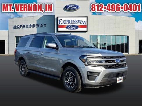 Used 2024 Ford Expedition Max XLT image 5